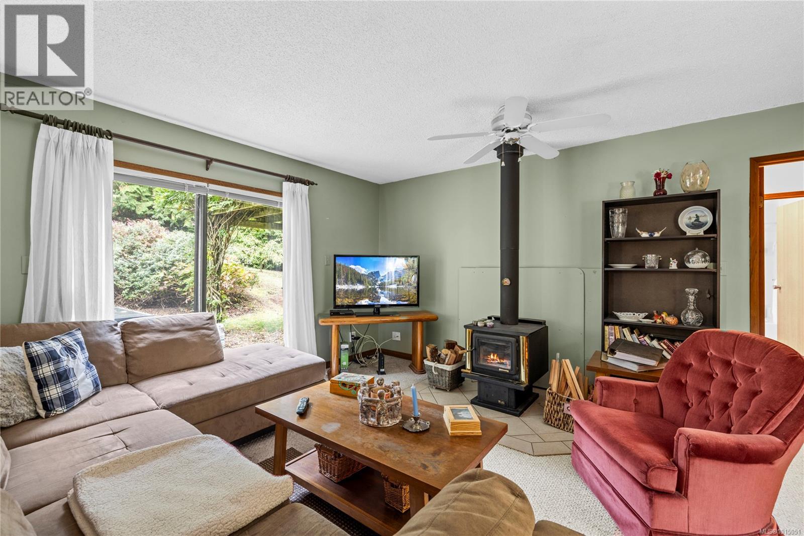 433 Trio Lane, Qualicum Beach, British Columbia  V9K 1L9 - Photo 2 - 1015051