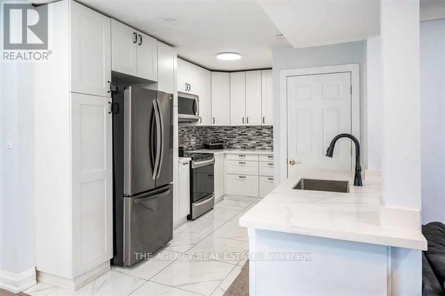 452 Niagara Street, St. Catharines, Ontario  L2M 3P2 - Photo 8 - X12452807