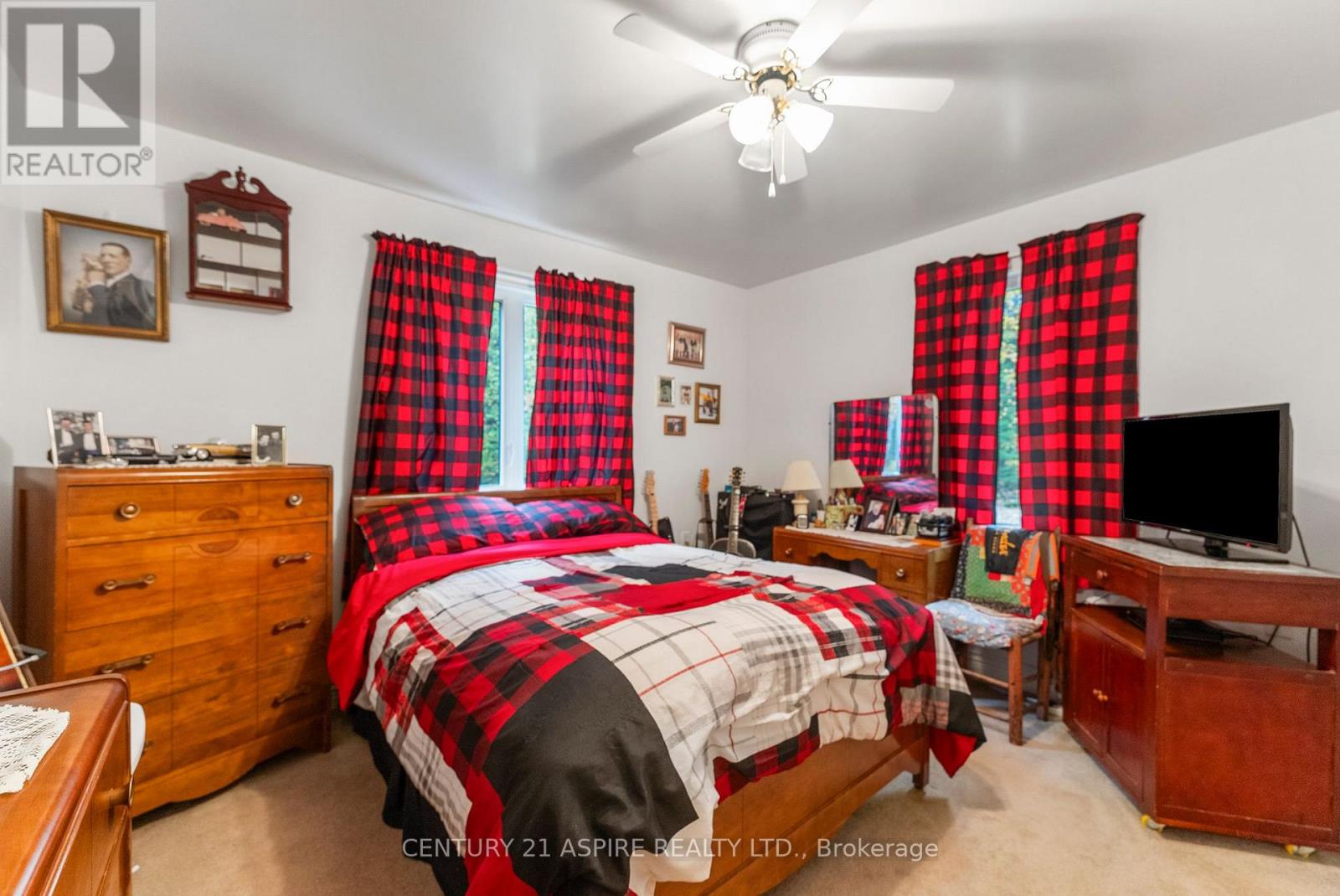 33 Micks Road, Madawaska Valley, Ontario  K0J 1L0 - Photo 20 - X12452912