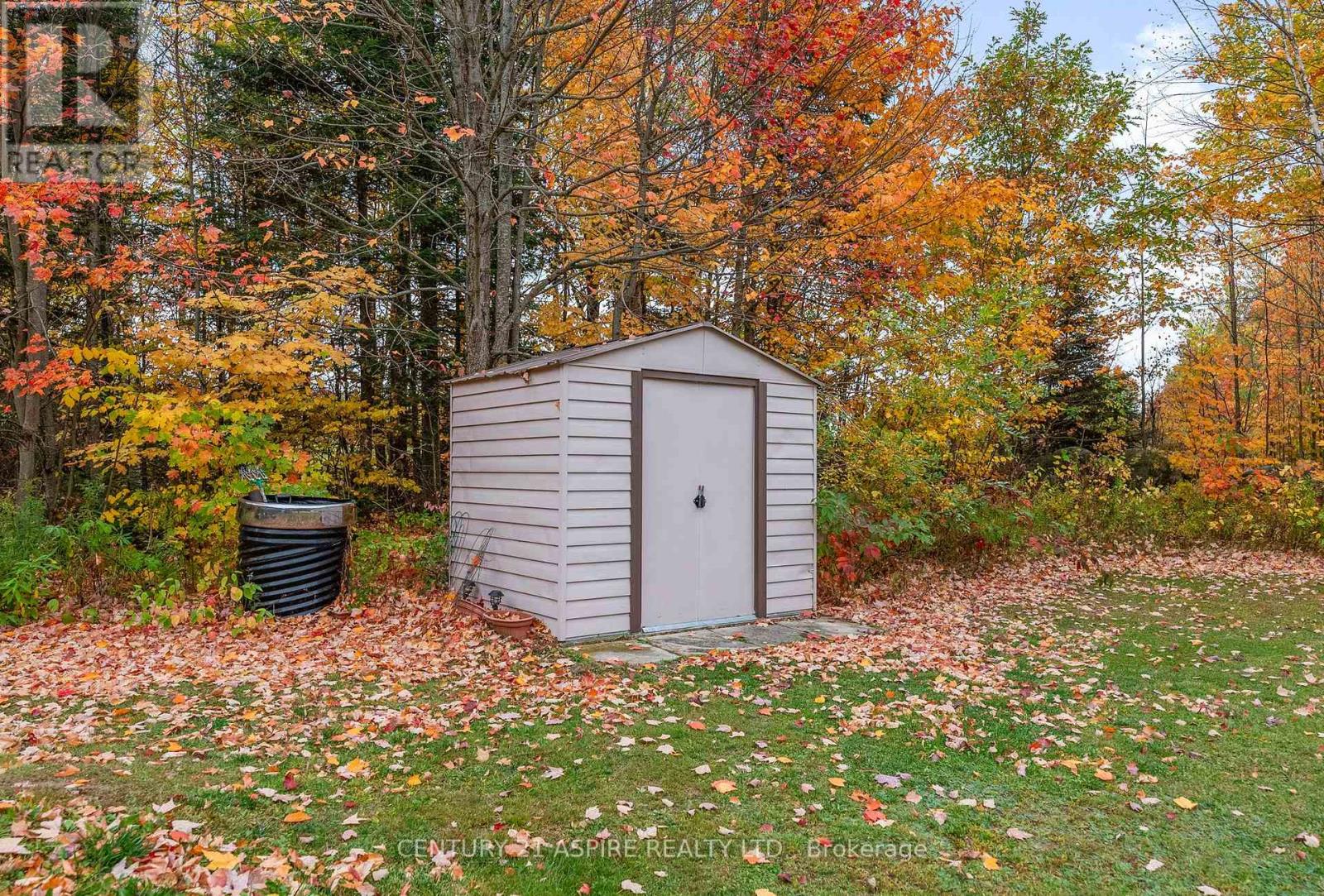33 Micks Road, Madawaska Valley, Ontario  K0J 1L0 - Photo 28 - X12452912