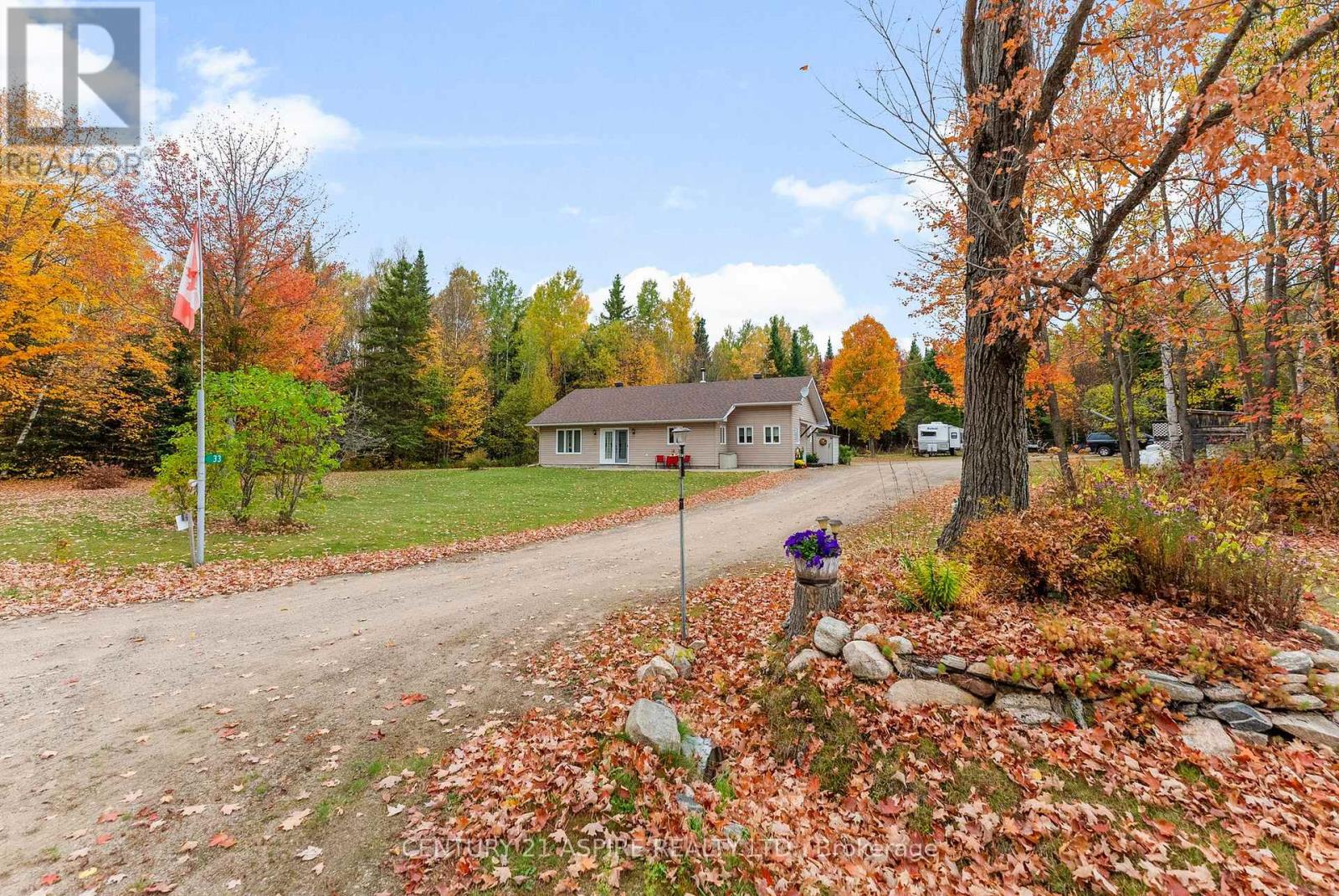 33 Micks Road, Madawaska Valley, Ontario  K0J 1L0 - Photo 34 - X12452912