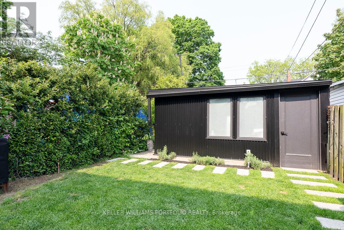 195 Gilmour Avenue, Toronto, Ontario  M6P 3B2 - Photo 17 - W12452796