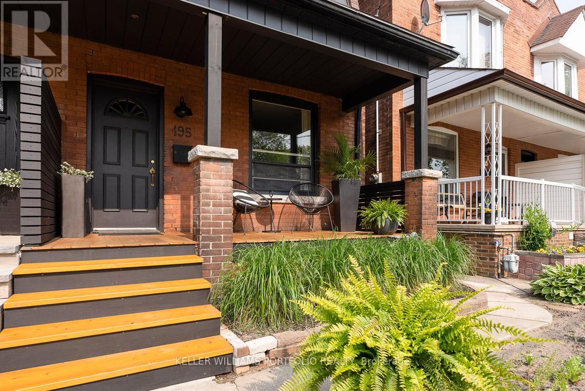 195 Gilmour Avenue, Toronto, Ontario  M6P 3B2 - Photo 2 - W12452796