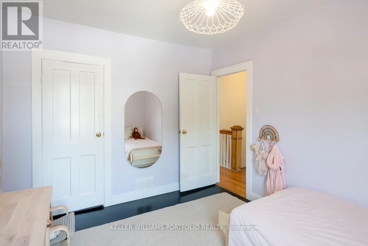195 Gilmour Avenue, Toronto, Ontario  M6P 3B2 - Photo 20 - W12452796