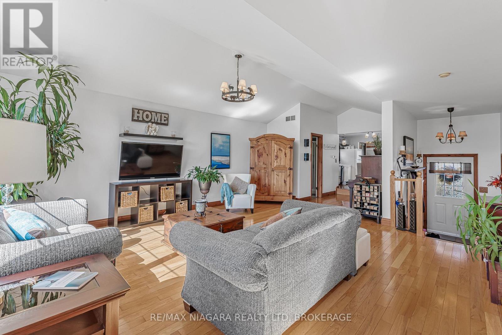 29 Marlatts Road, Thorold, Ontario  L2V 1M9 - Photo 22 - X12452873