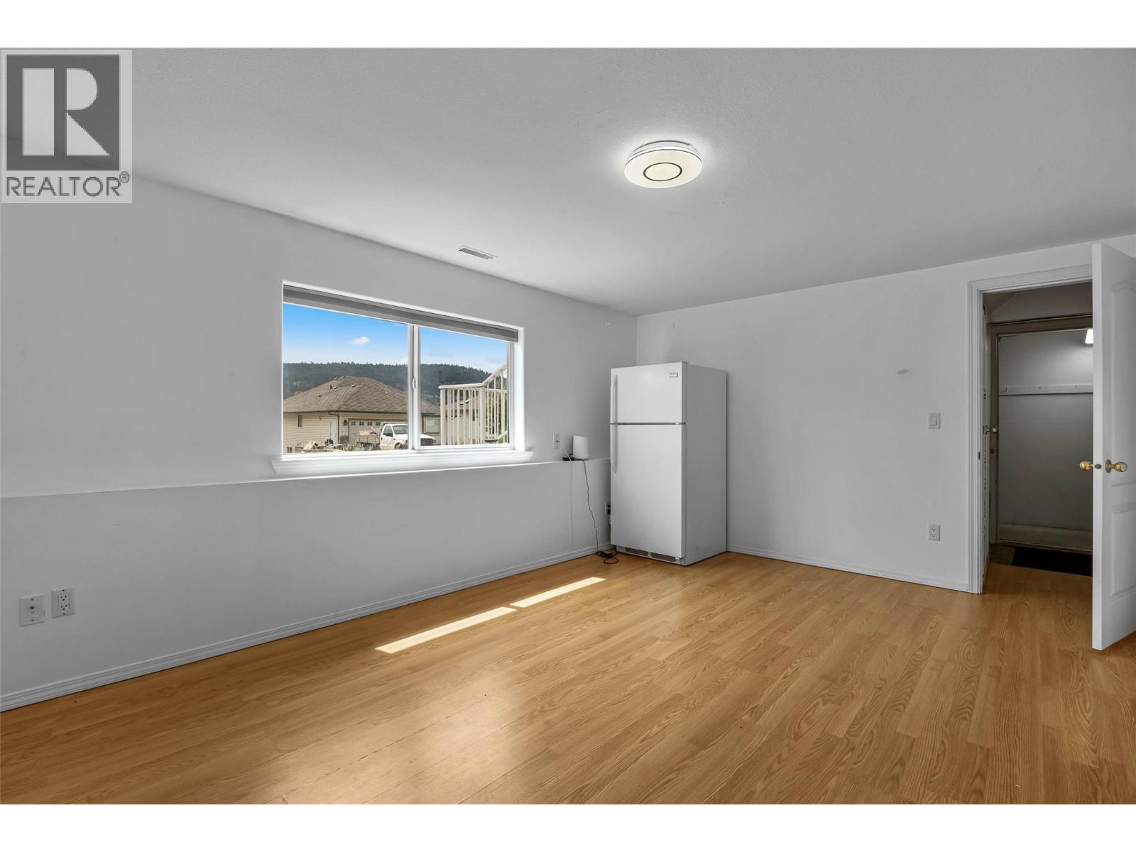 1374 Sunshine Court, Kamloops, British Columbia  V2E 2P9 - Photo 14 - 10364825
