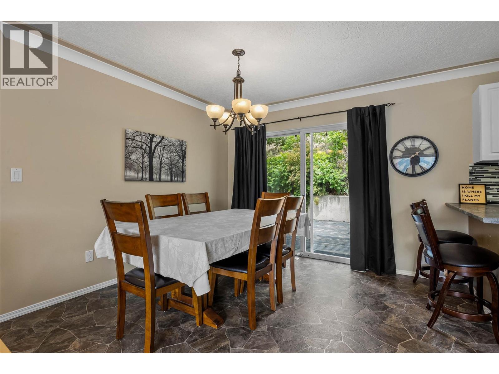 1374 Sunshine Court, Kamloops, British Columbia  V2E 2P9 - Photo 17 - 10364825