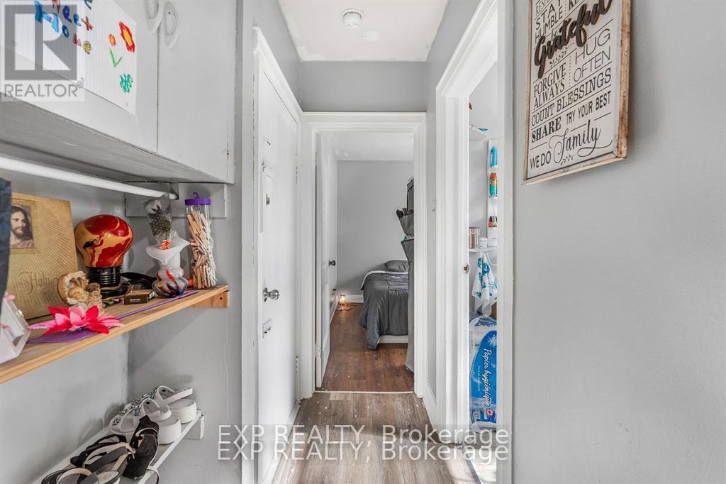 4553 Ferguson Street, Niagara Falls (Downtown), Ontario  L2E 2Y7 - Photo 21 - X12452765