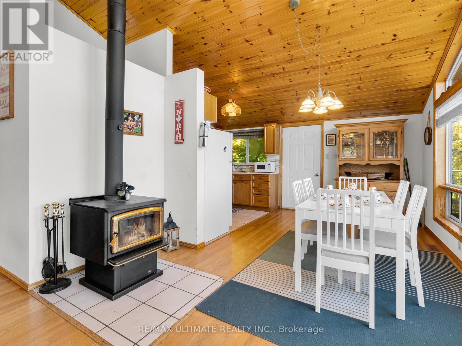 343 Sherwood Drive, Perry, Ontario  P1H 2J6 - Photo 10 - X12452775