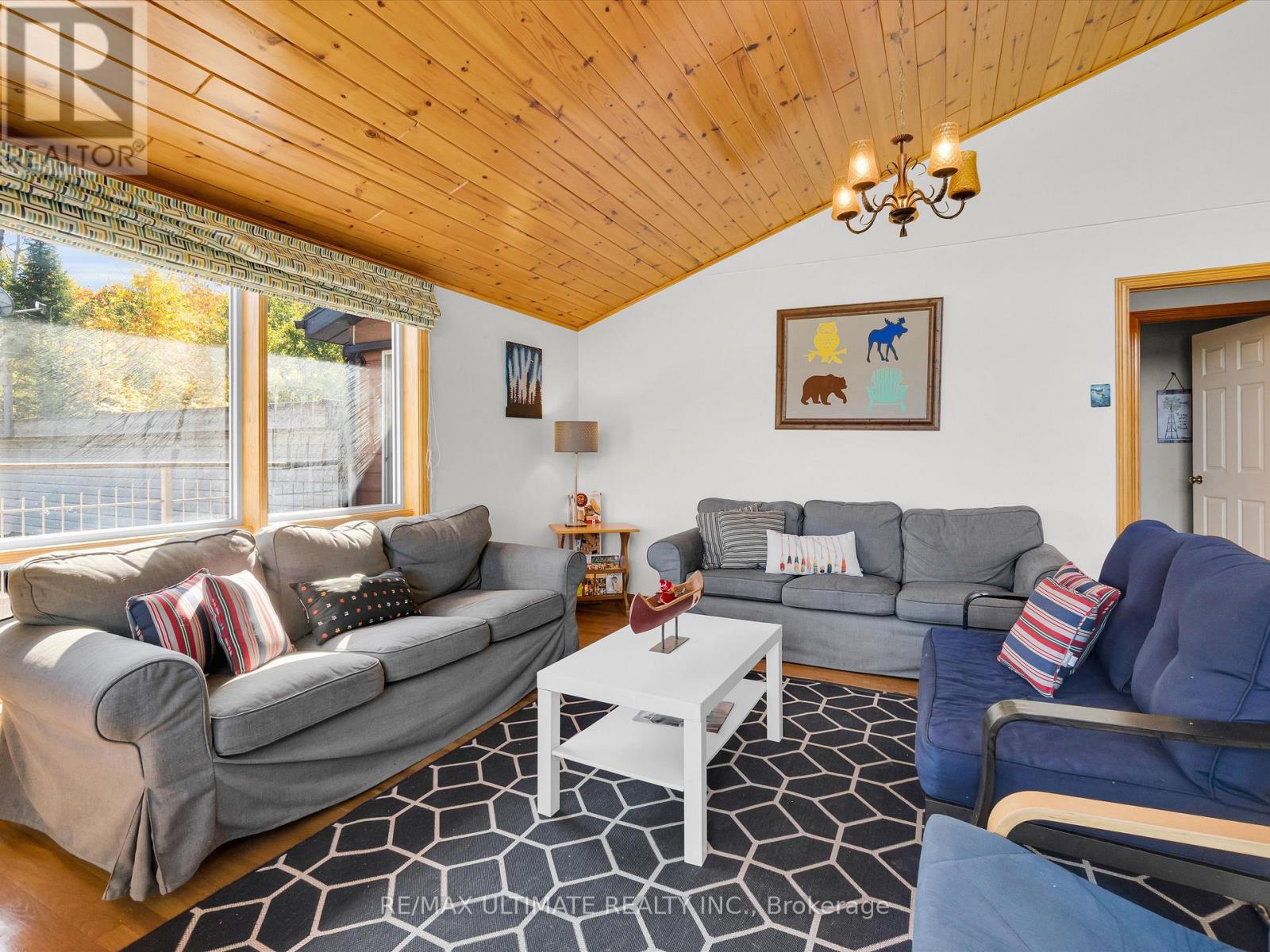 343 Sherwood Drive, Perry, Ontario  P1H 2J6 - Photo 12 - X12452775