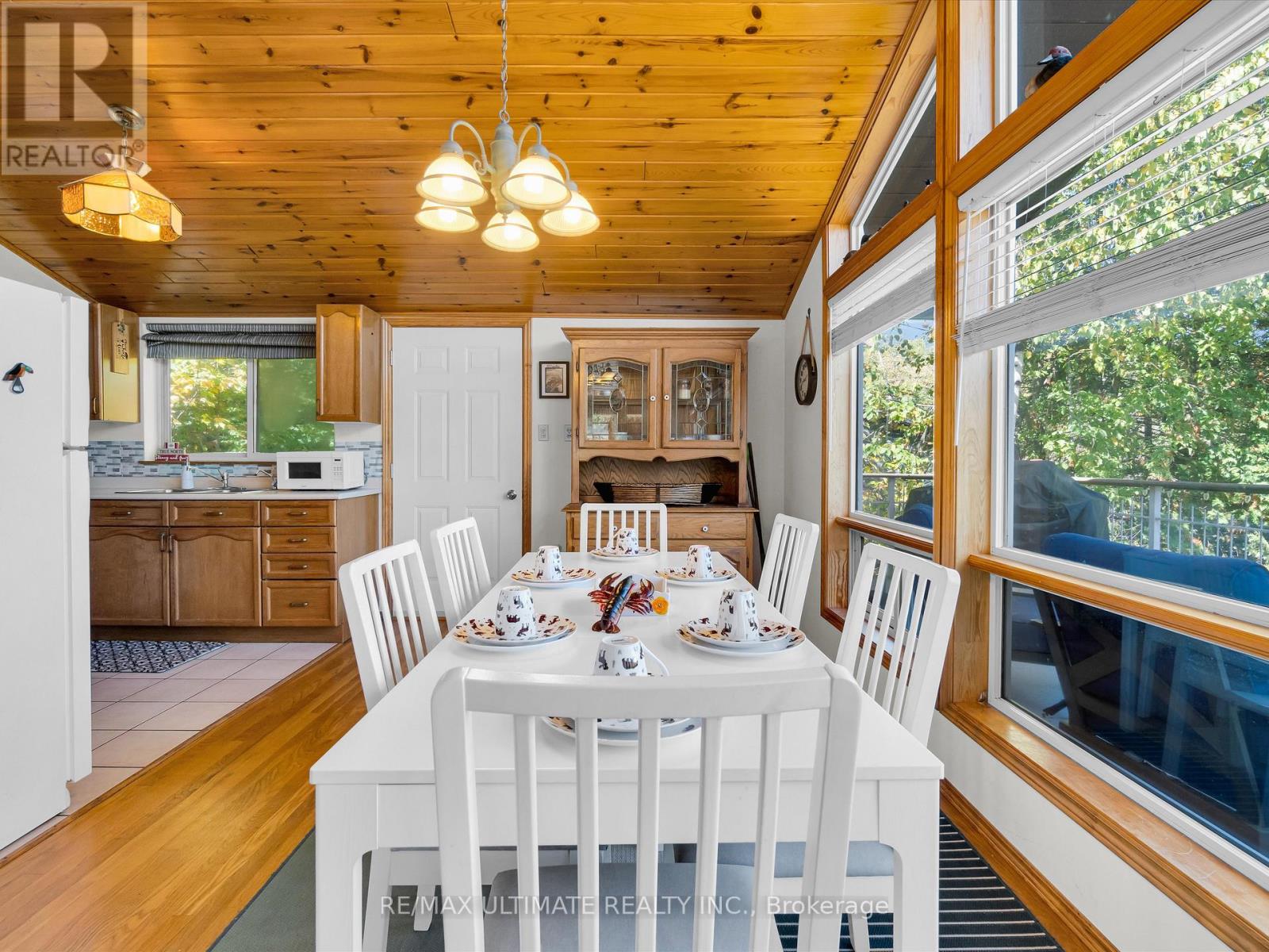 343 Sherwood Drive, Perry, Ontario  P1H 2J6 - Photo 15 - X12452775