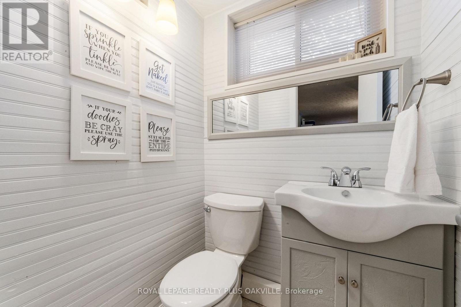 149 West 32nd Street, Hamilton (Westcliffe), Ontario  L9C 5H1 - Photo 22 - X12452785