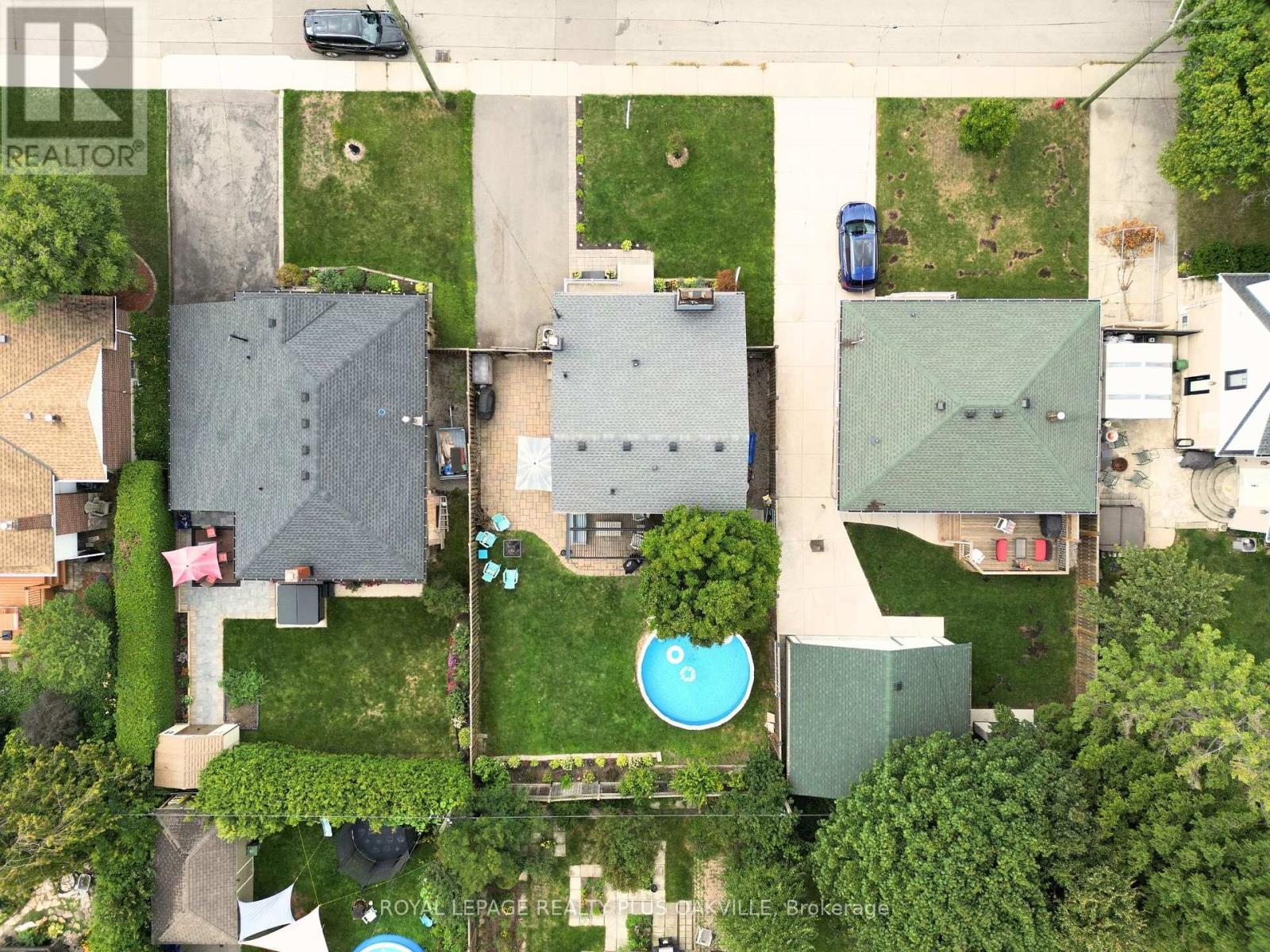 149 West 32nd Street, Hamilton (Westcliffe), Ontario  L9C 5H1 - Photo 32 - X12452785