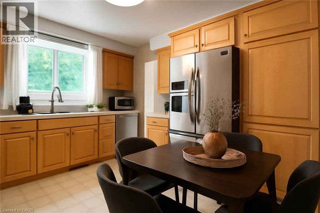 3 Colonial Court, St. Catharines, Ontario  L2N 2R2 - Photo 7 - 40772993