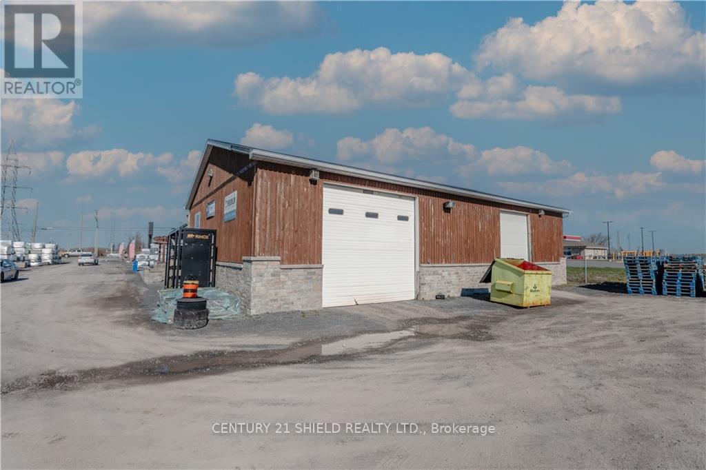 1420 Boundary Road, Cornwall, Ontario  K6H 7P8 - Photo 12 - X12452814