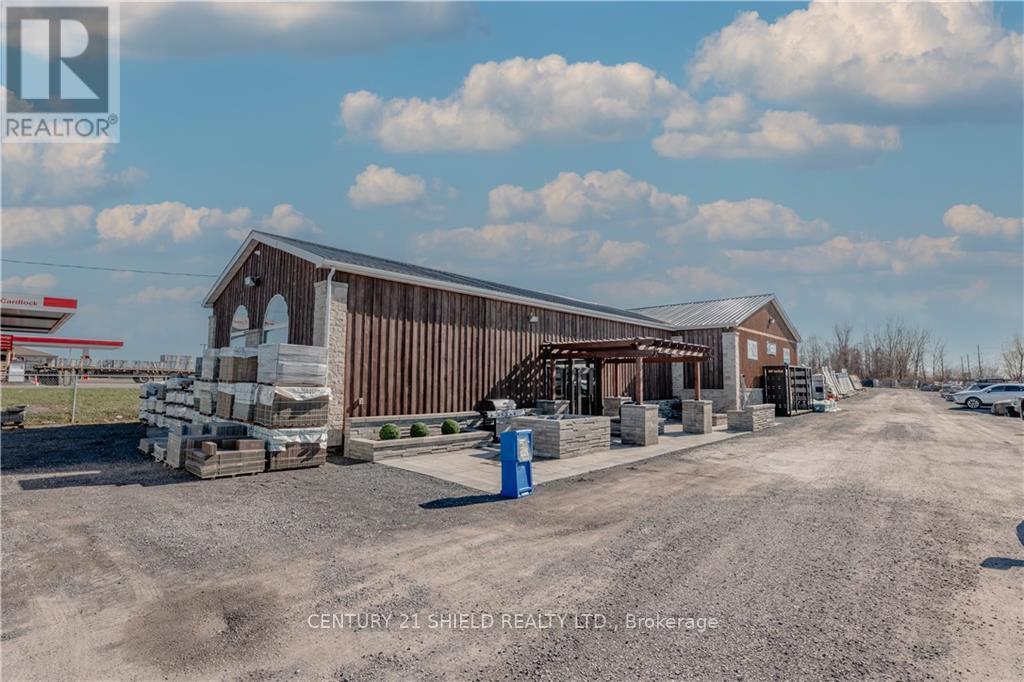 1420 Boundary Road, Cornwall, Ontario  K6H 7P8 - Photo 6 - X12452814