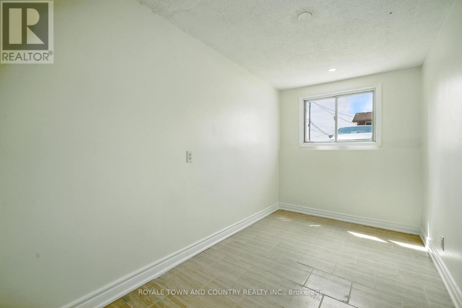 2 - 88 Mary Street W, Kawartha Lakes, Ontario  K9V 5G3 - Photo 16 - X12340226