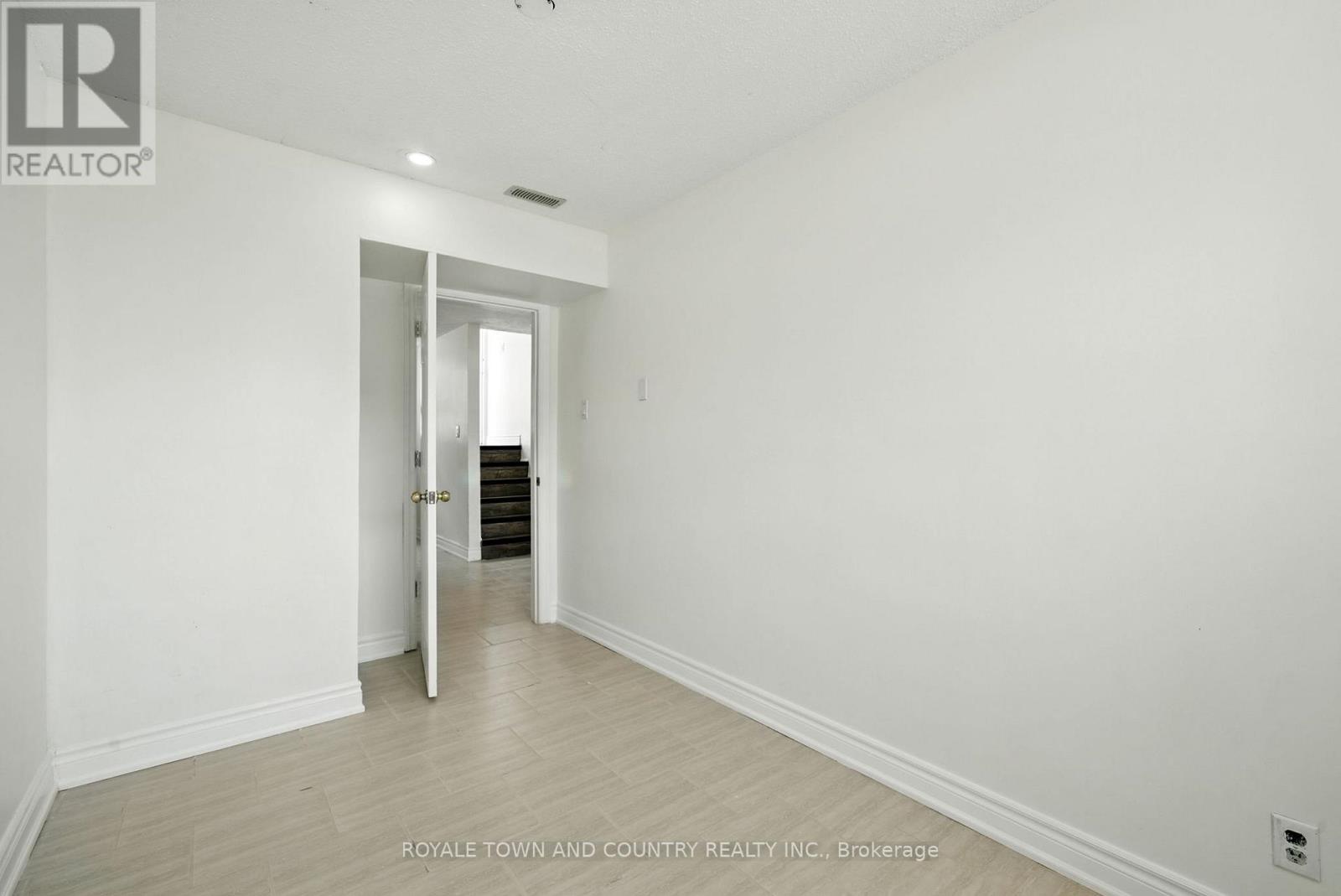 2 - 88 Mary Street W, Kawartha Lakes, Ontario  K9V 5G3 - Photo 19 - X12340226
