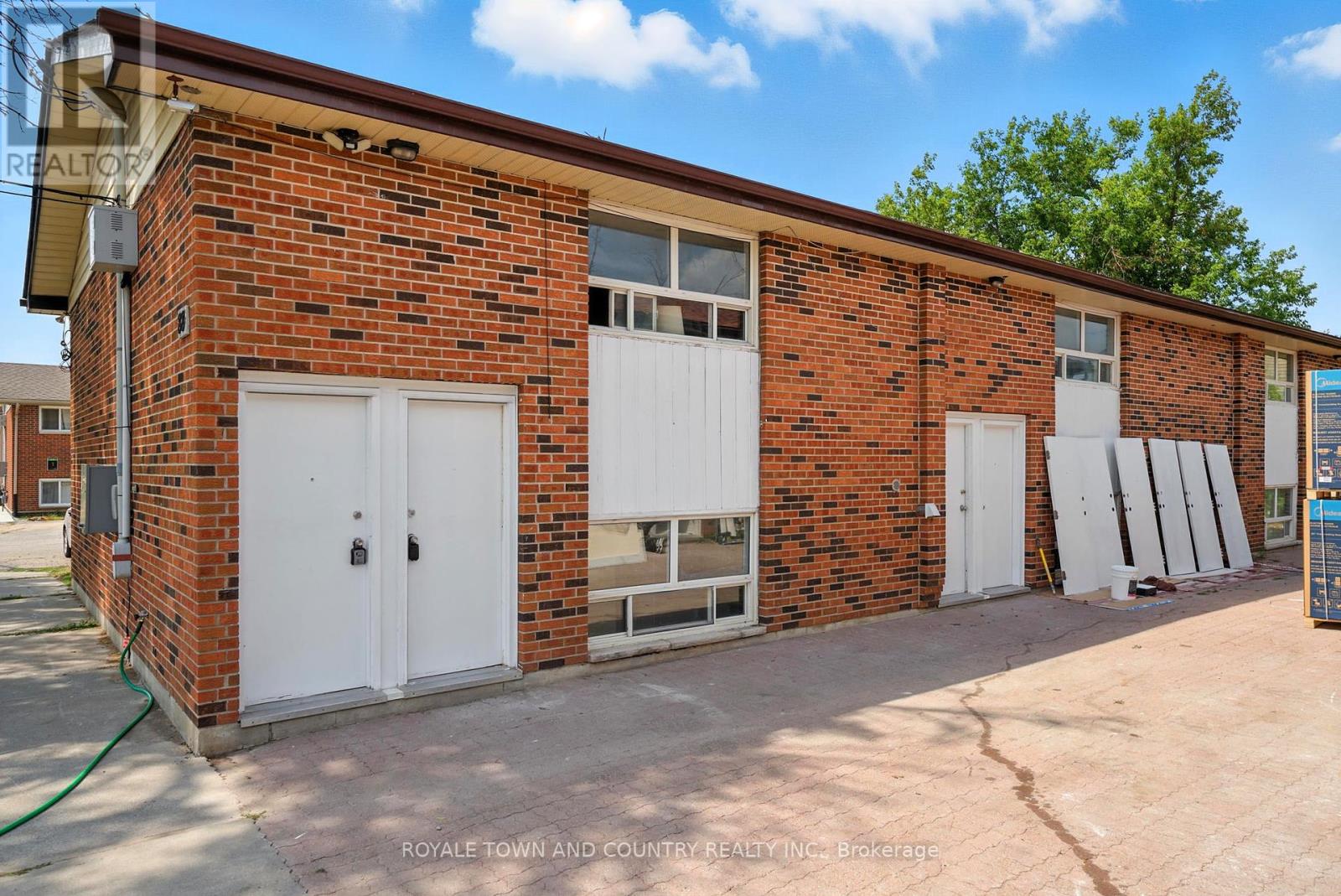 2 - 88 Mary Street W, Kawartha Lakes, Ontario  K9V 5G3 - Photo 5 - X12340226