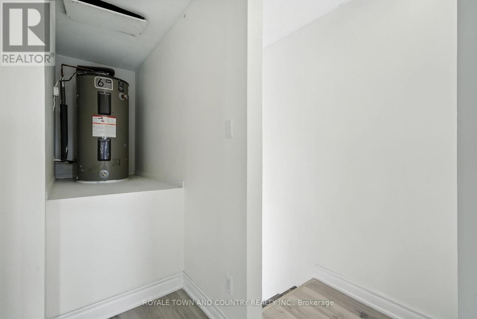 1 - 88 Mary Street W, Kawartha Lakes, Ontario  K9V 5G3 - Photo 28 - X12340411