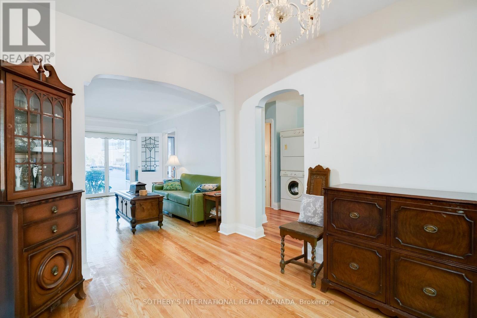 930 Eglinton Avenue E, Toronto, Ontario  M4G 2L3 - Photo 15 - C12452803