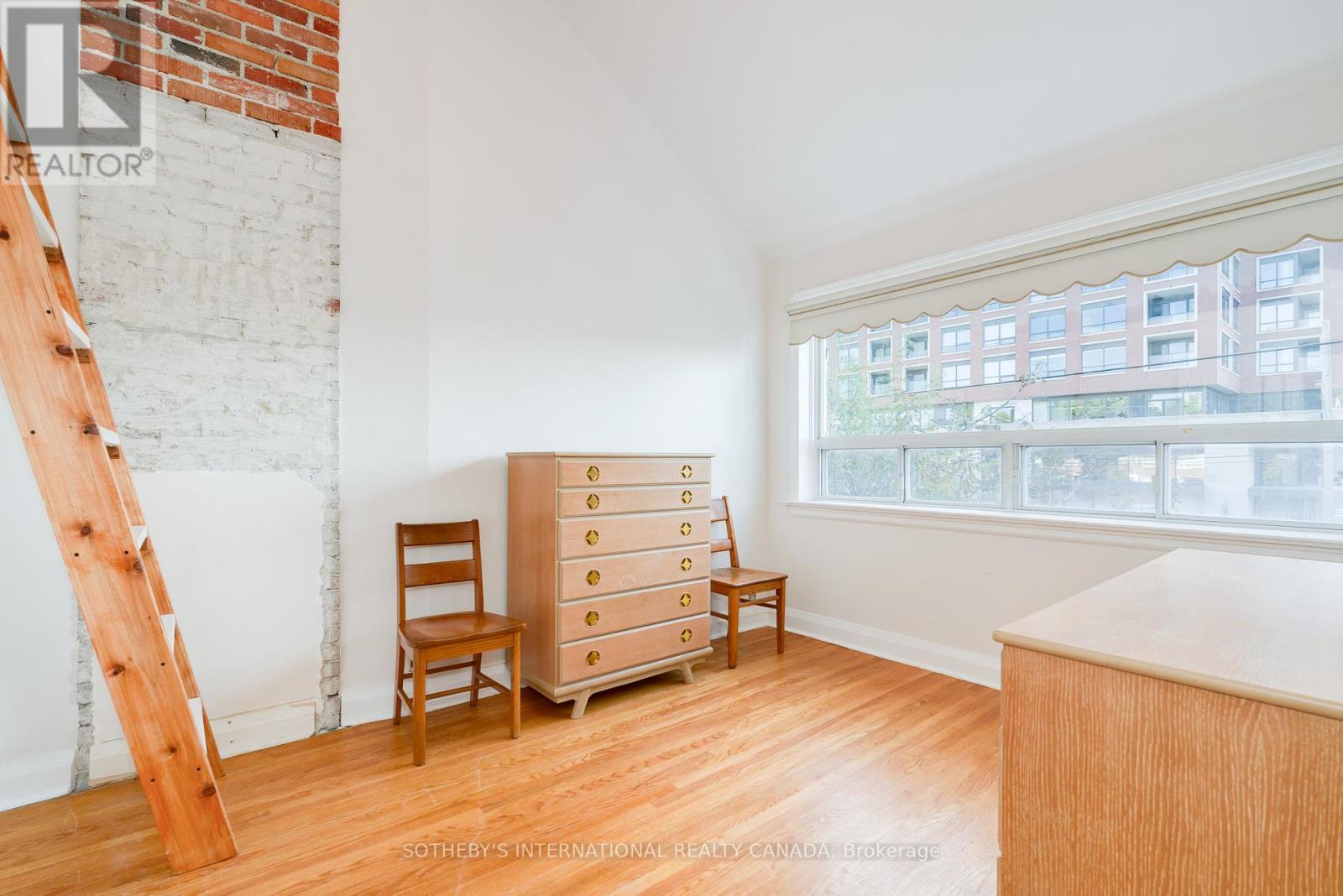 930 Eglinton Avenue E, Toronto, Ontario  M4G 2L3 - Photo 21 - C12452803