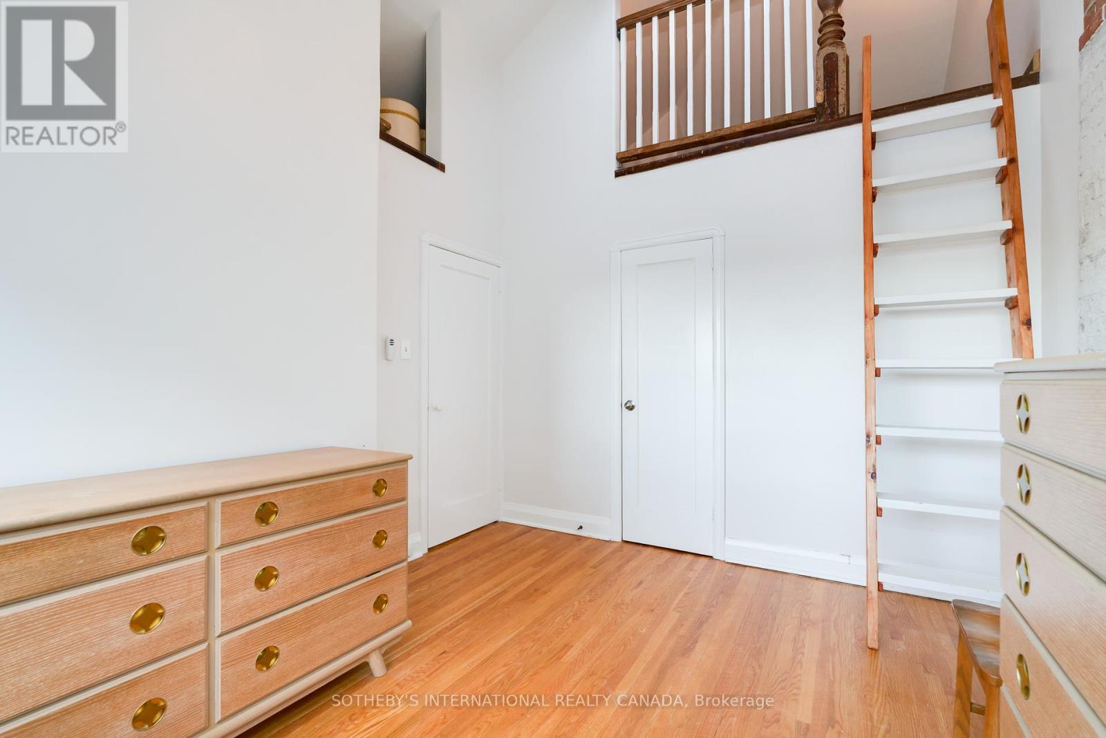 930 Eglinton Avenue E, Toronto, Ontario  M4G 2L3 - Photo 22 - C12452803