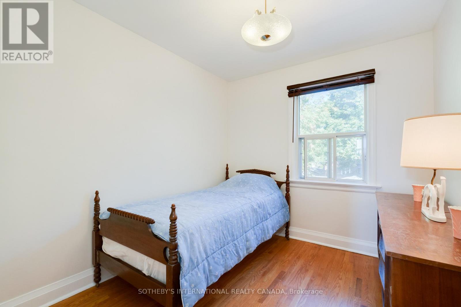 930 Eglinton Avenue E, Toronto, Ontario  M4G 2L3 - Photo 30 - C12452803
