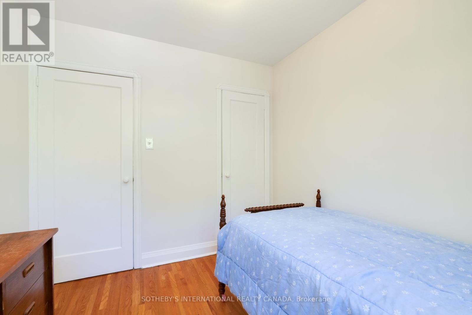 930 Eglinton Avenue E, Toronto, Ontario  M4G 2L3 - Photo 32 - C12452803
