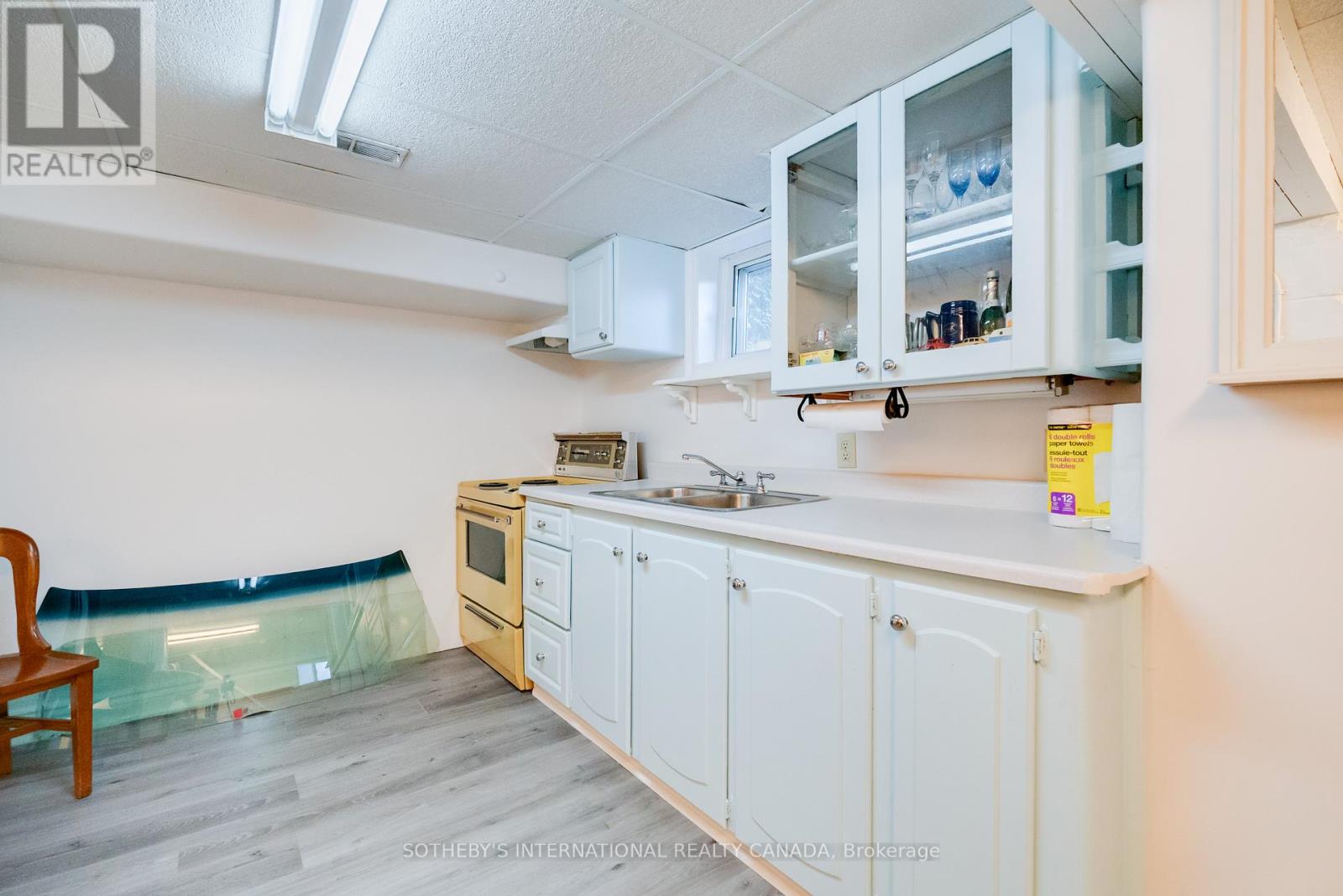 930 Eglinton Avenue E, Toronto, Ontario  M4G 2L3 - Photo 35 - C12452803