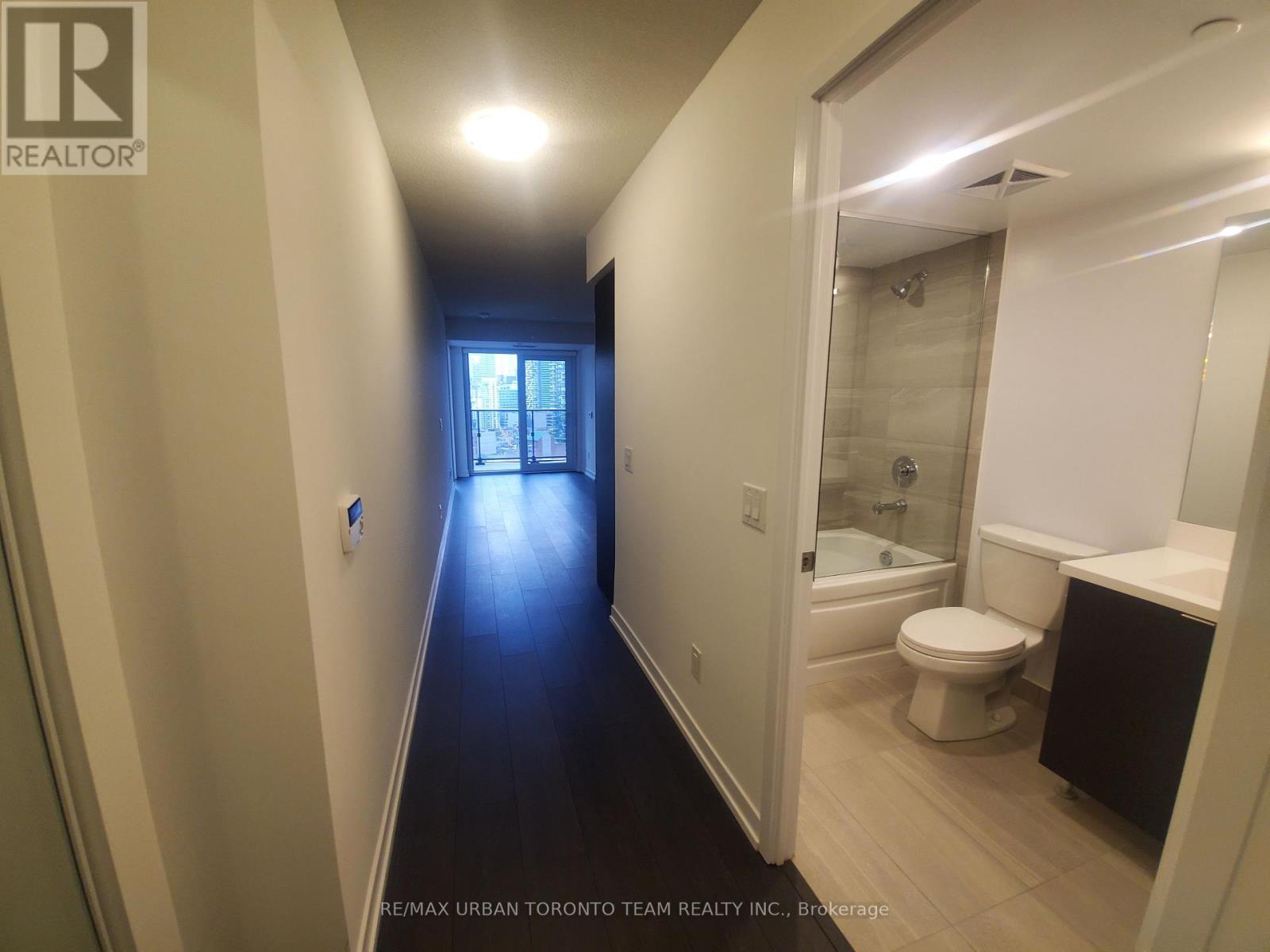 2205 - 219 Dundas Street E, Toronto, Ontario  M5A 0V1 - Photo 10 - C12452819