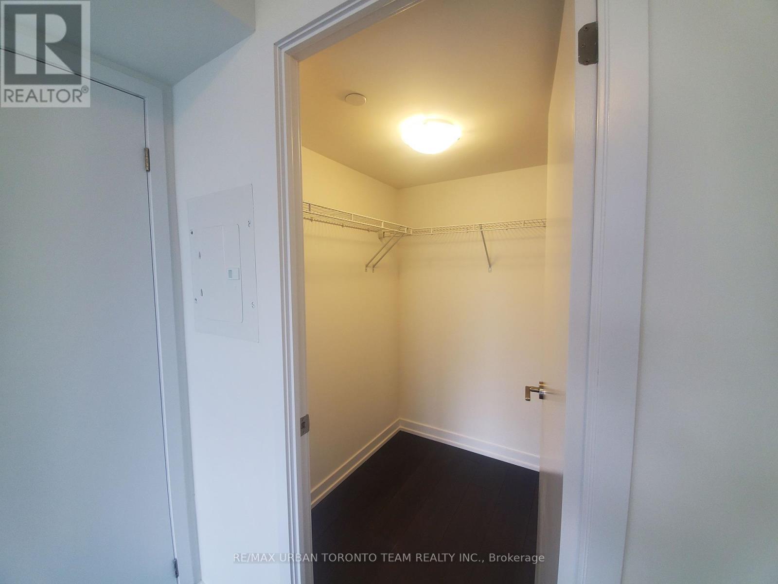 2205 - 219 Dundas Street E, Toronto, Ontario  M5A 0V1 - Photo 8 - C12452819