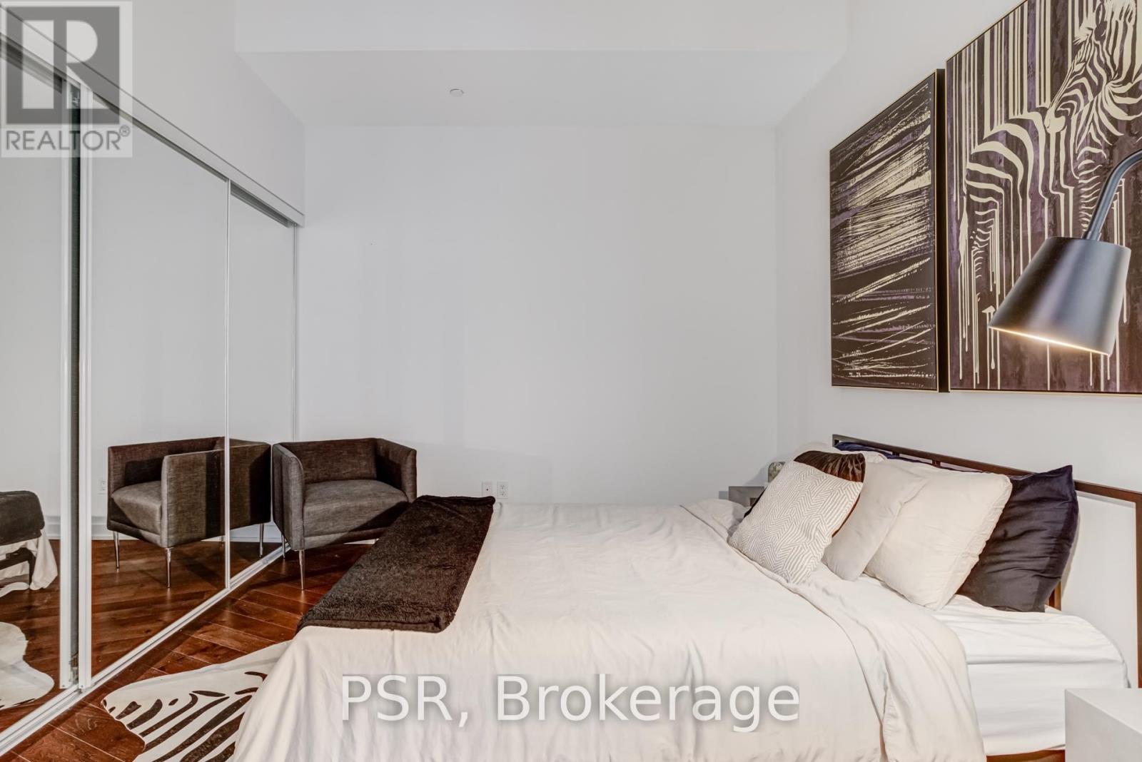 630 - 20 Bruyeres Mews, Toronto, Ontario  M5V 0G8 - Photo 19 - C12452826