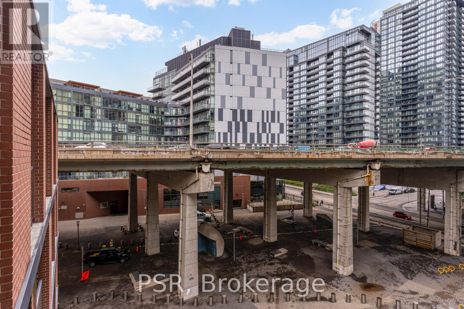 630 - 20 Bruyeres Mews, Toronto, Ontario  M5V 0G8 - Photo 31 - C12452826