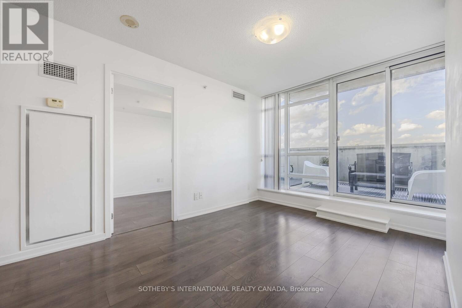 736 - 68 Abell Street, Toronto, Ontario  M6J 0B1 - Photo 12 - C12452836