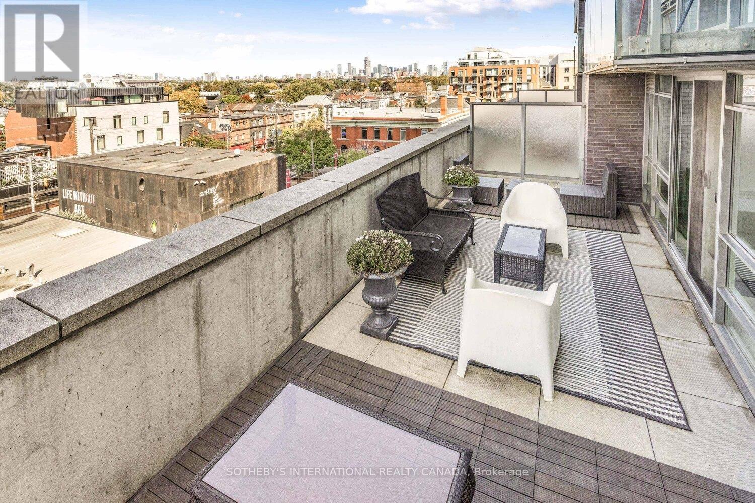 736 - 68 Abell Street, Toronto, Ontario  M6J 0B1 - Photo 4 - C12452836