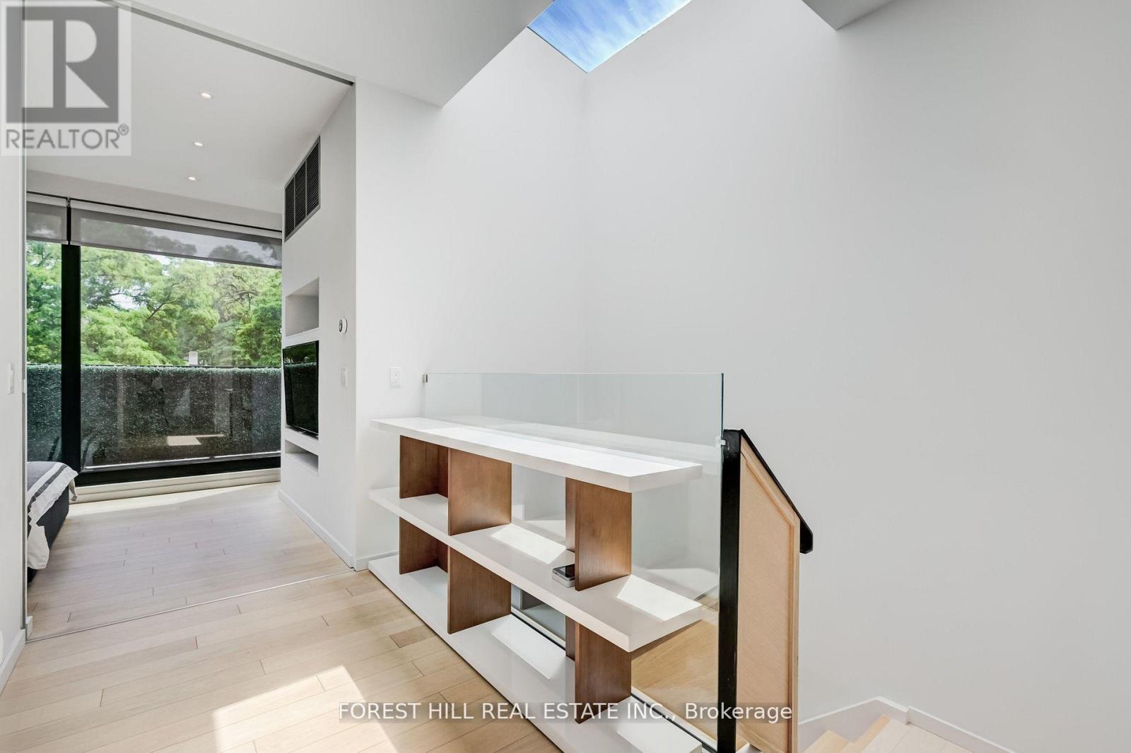 4 - 117 Robert Street, Toronto, Ontario  M5S 2K5 - Photo 6 - C12452863