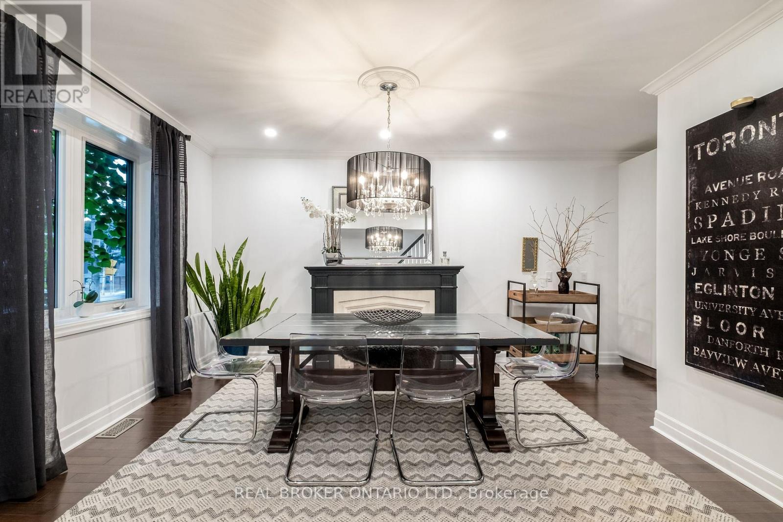 91 Lawrence Avenue, Toronto, Ontario  M5M 1A7 - Photo 13 - C12452879