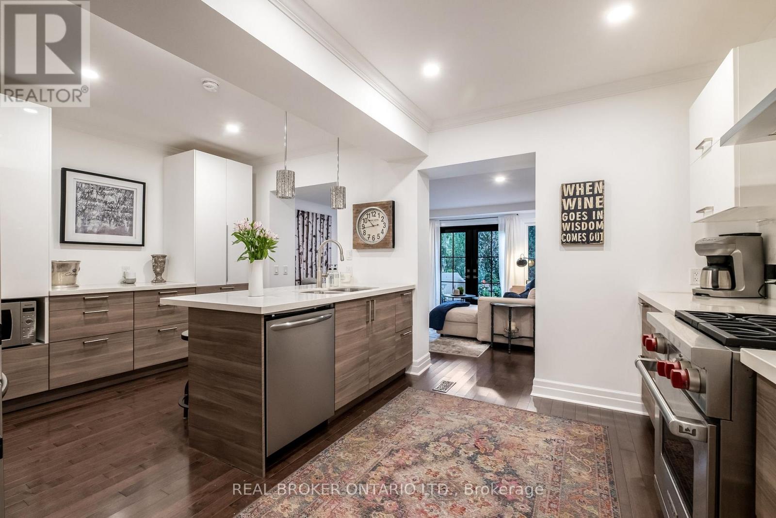 91 Lawrence Avenue, Toronto, Ontario  M5M 1A7 - Photo 18 - C12452879