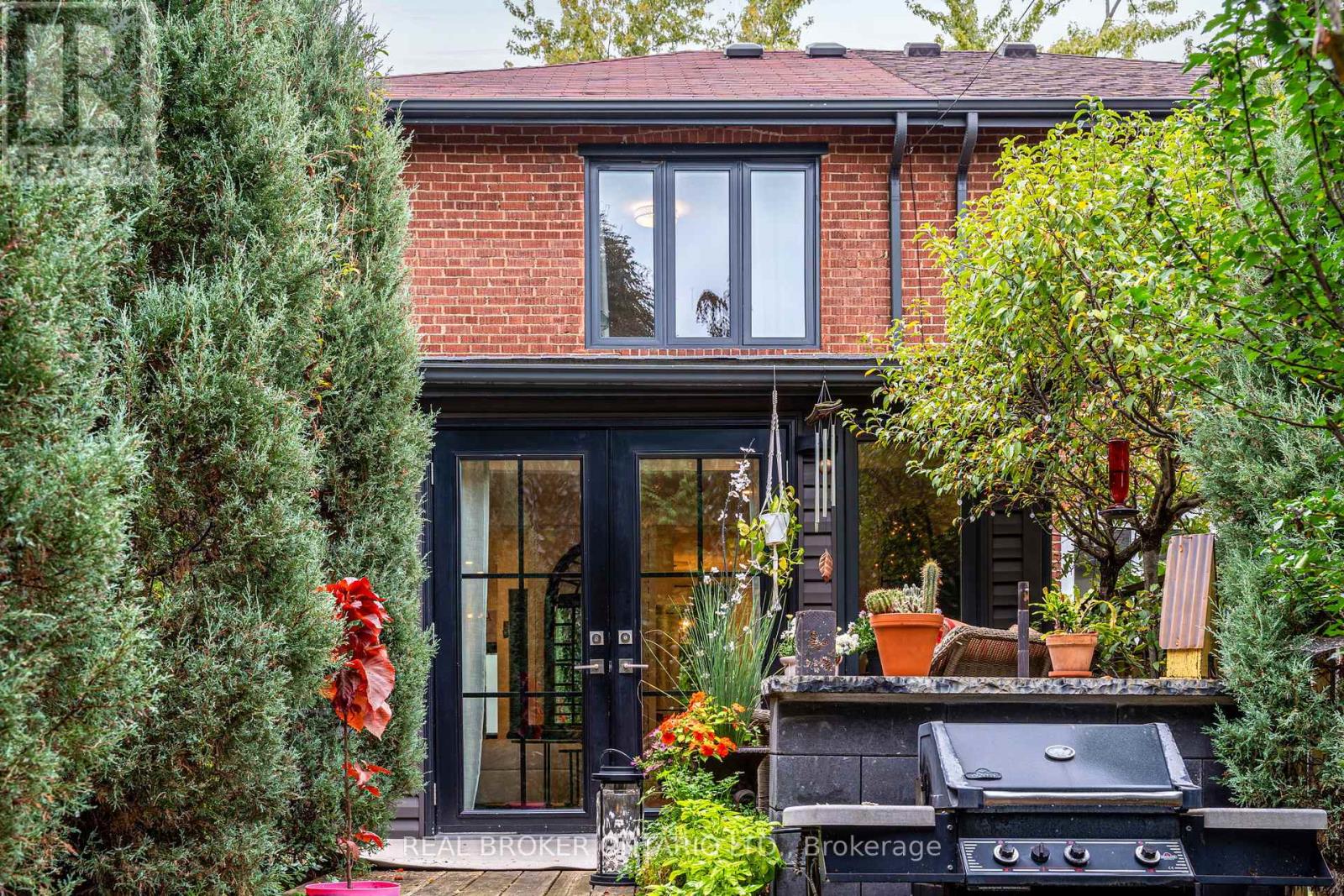 91 Lawrence Avenue, Toronto, Ontario  M5M 1A7 - Photo 2 - C12452879