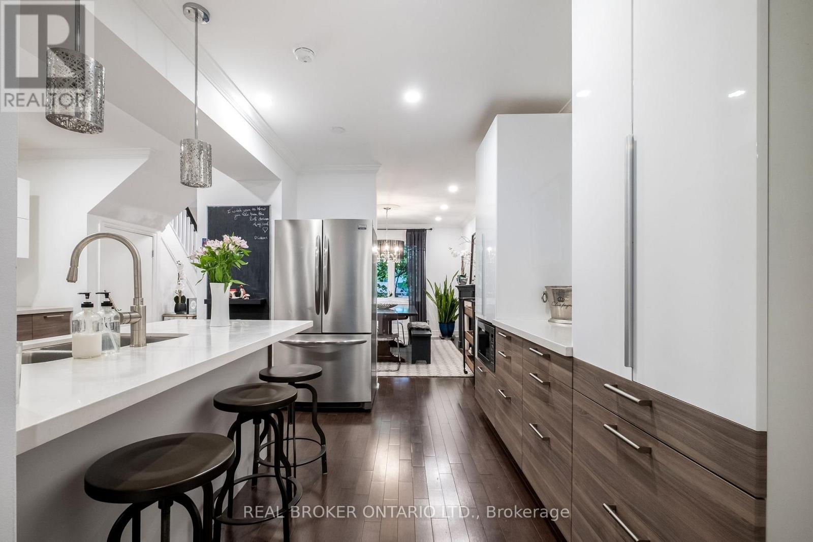 91 Lawrence Avenue, Toronto, Ontario  M5M 1A7 - Photo 23 - C12452879