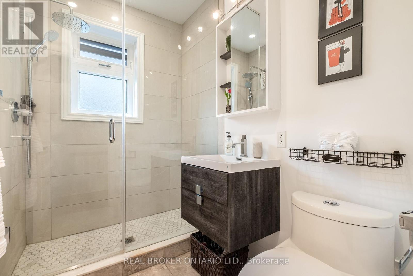 91 Lawrence Avenue, Toronto, Ontario  M5M 1A7 - Photo 28 - C12452879