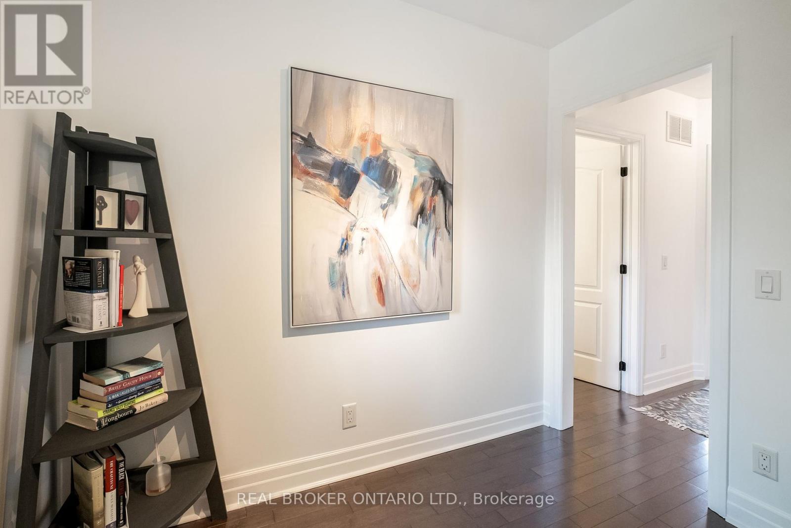 91 Lawrence Avenue, Toronto, Ontario  M5M 1A7 - Photo 32 - C12452879