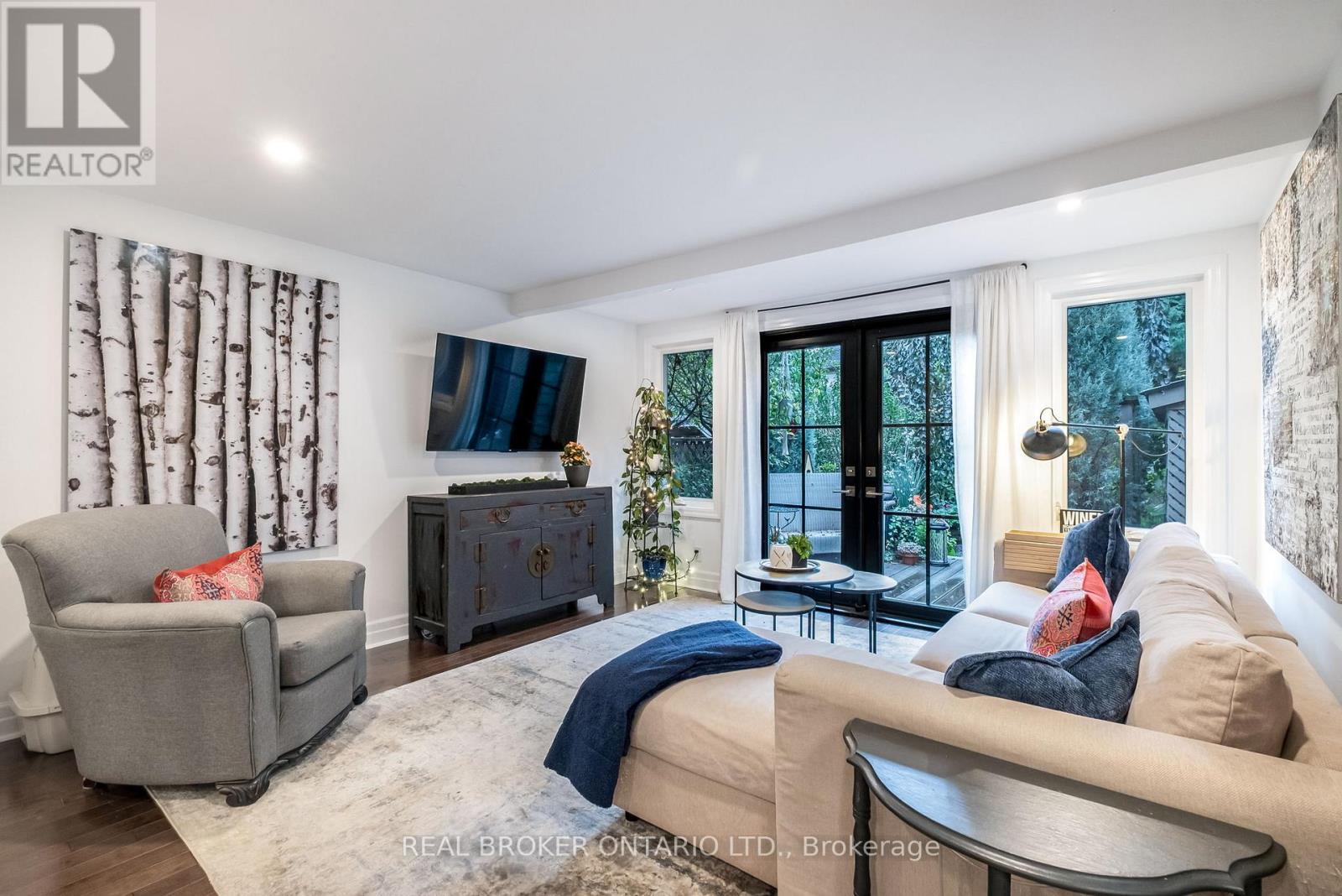91 Lawrence Avenue, Toronto, Ontario  M5M 1A7 - Photo 7 - C12452879