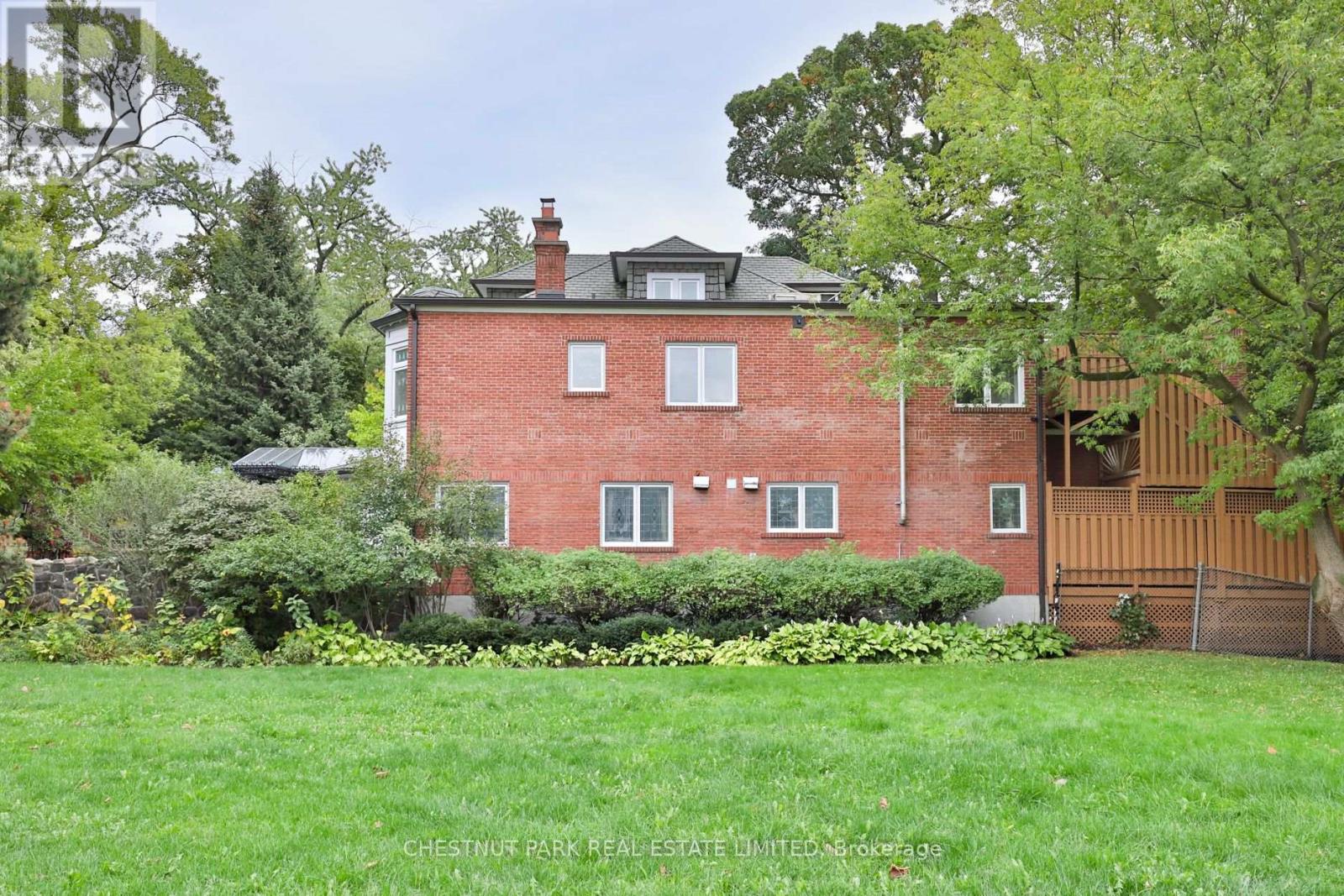 5 Castle Frank Crescent, Toronto, Ontario  M4W 2A2 - Photo 4 - C12452903