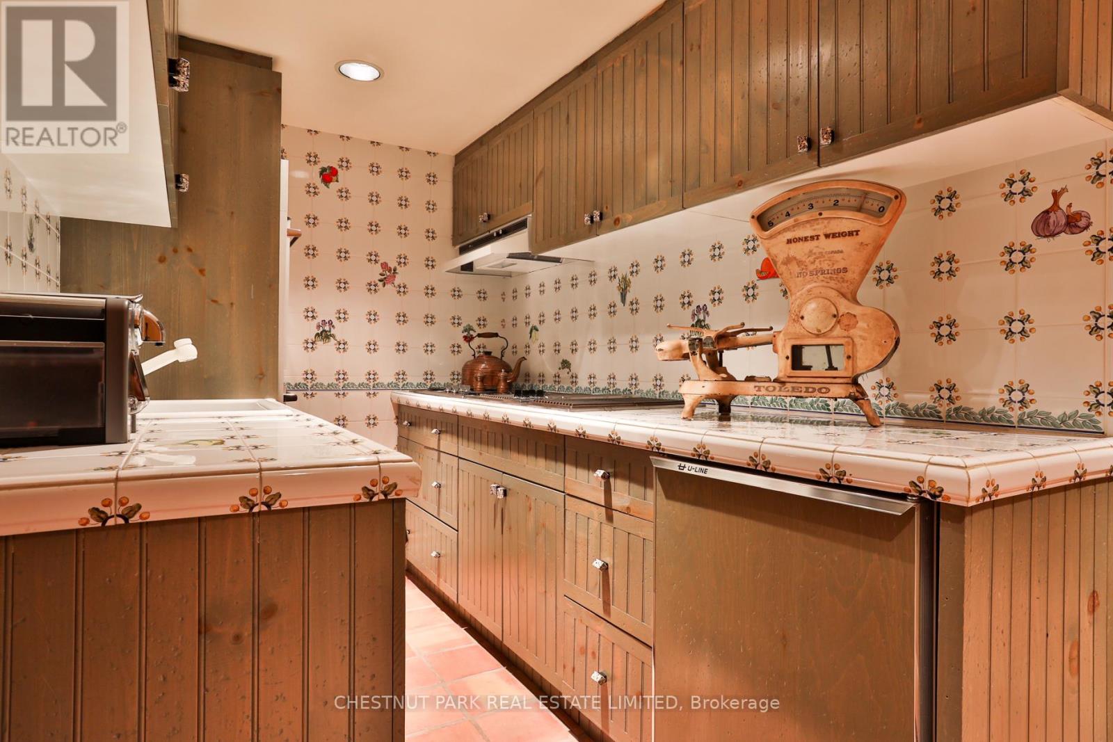 5 Castle Frank Crescent, Toronto, Ontario  M4W 2A2 - Photo 42 - C12452903