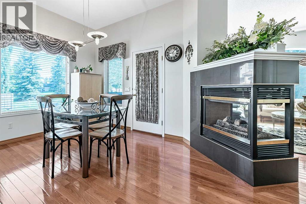 12898 Candle Crescent Sw, Calgary, Alberta  T2W 3B3 - Photo 10 - A2263269
