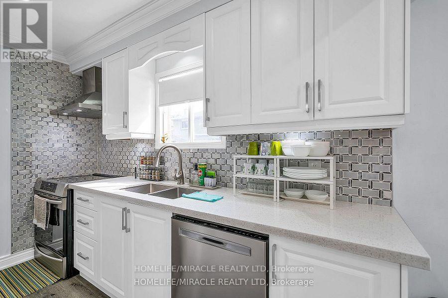 7 Houghton Court, Whitby, Ontario  L1N 8G9 - Photo 10 - E12452834