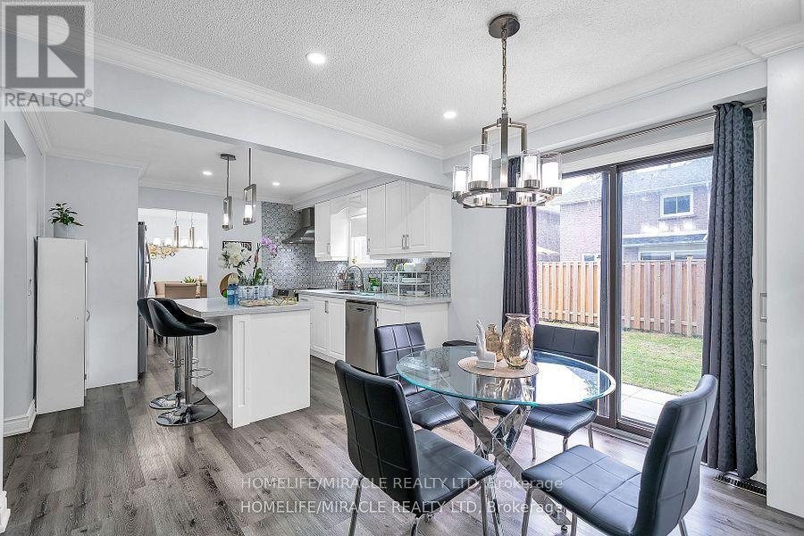 7 Houghton Court, Whitby, Ontario  L1N 8G9 - Photo 15 - E12452834