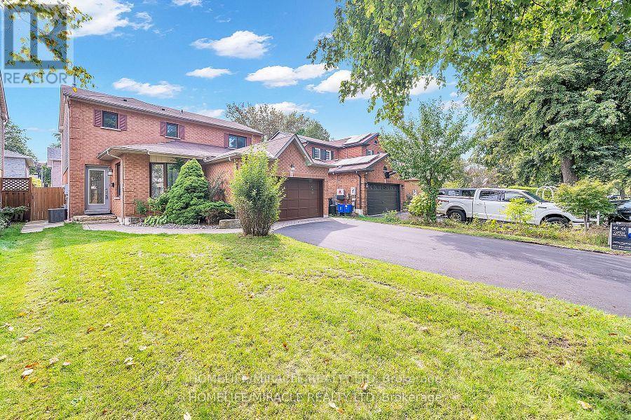 7 Houghton Court, Whitby, Ontario  L1N 8G9 - Photo 3 - E12452834